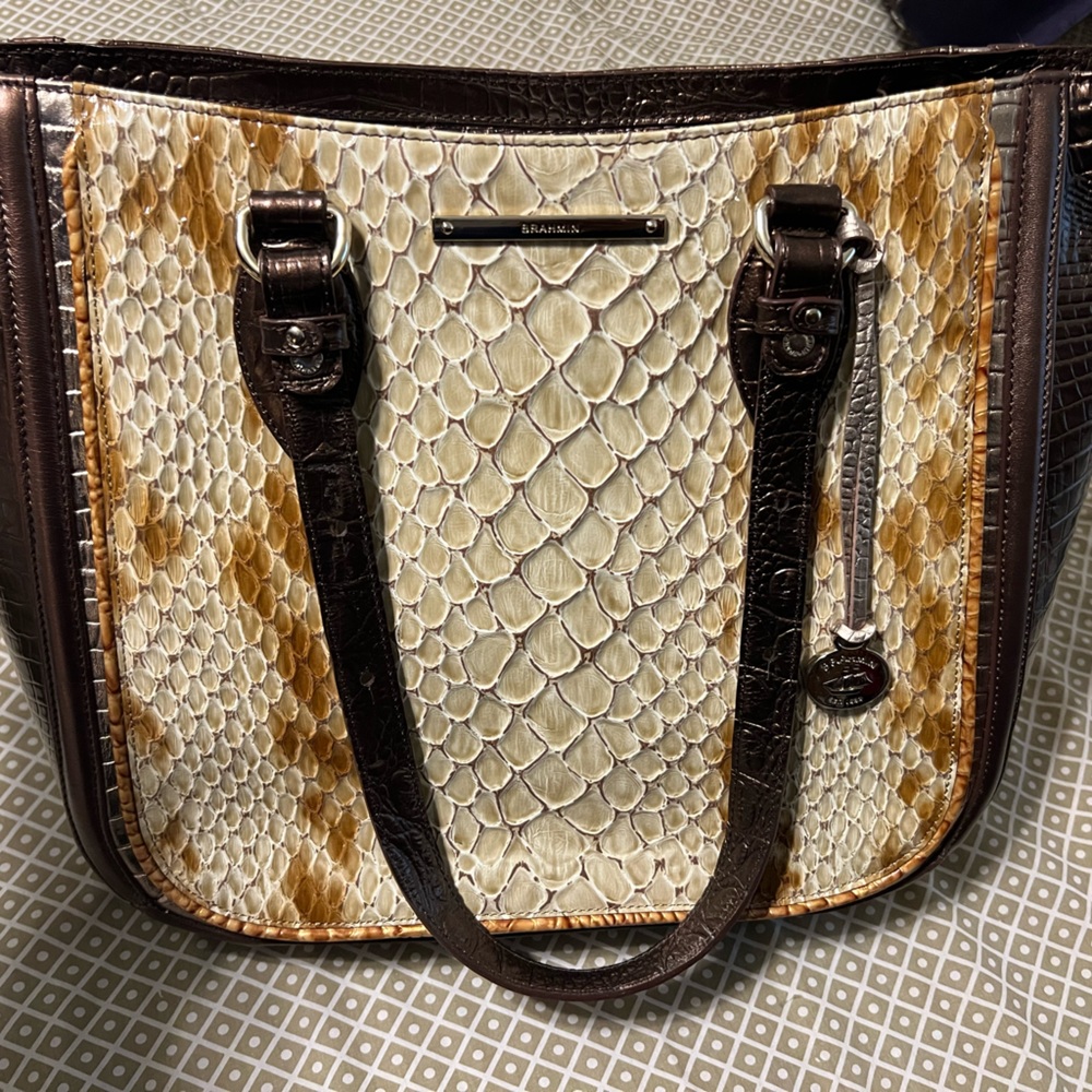 Brahmin Medium Lena